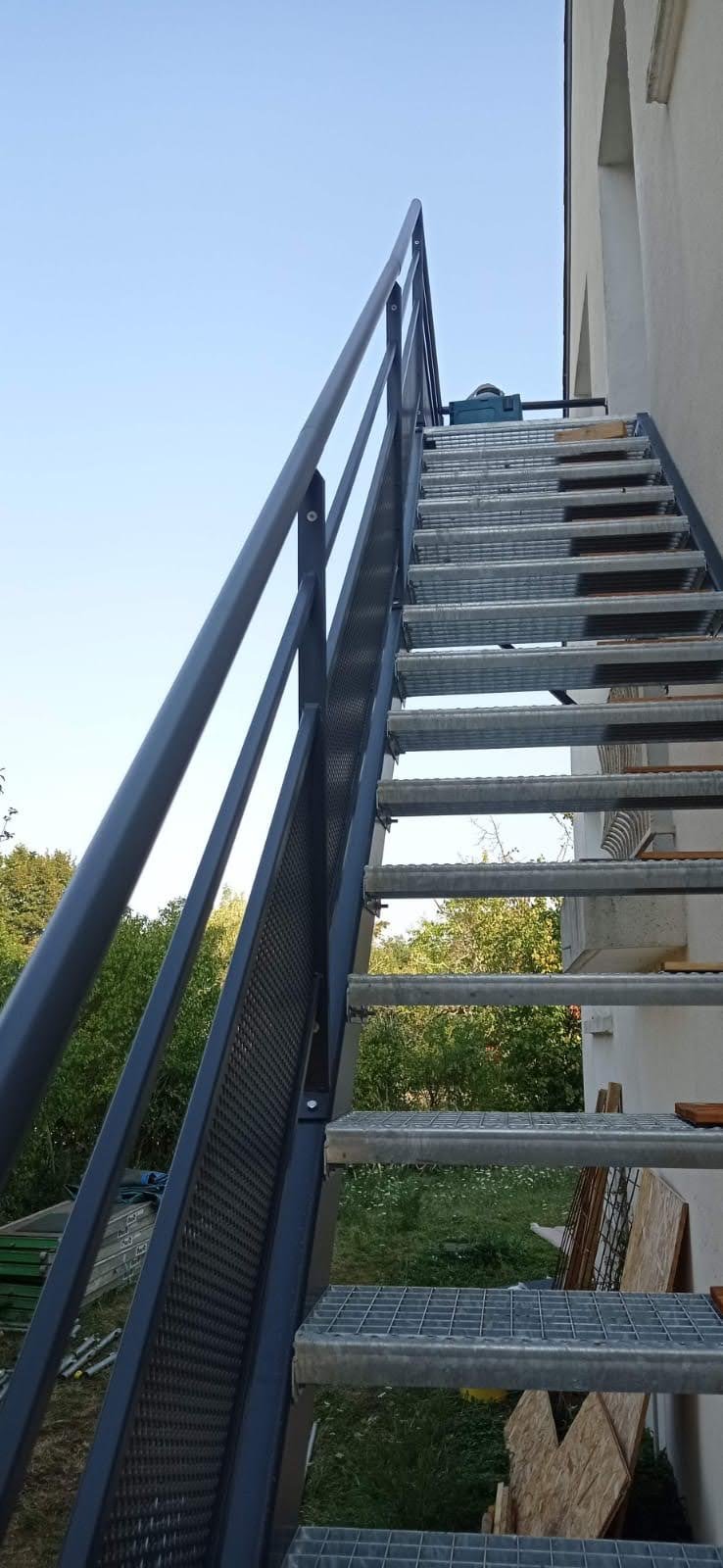 Réalisation d'un escalier métallique sur mesure à Huisseau-sur-Cosson
